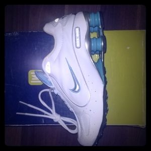 Womens Nike Shox